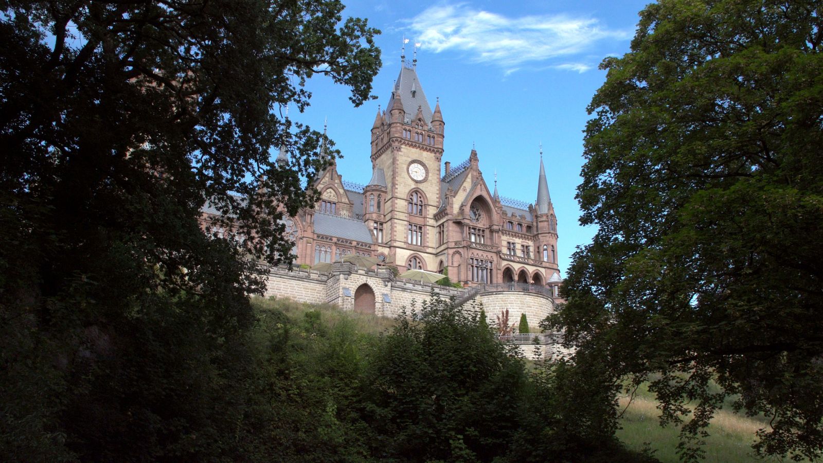 Castillos de leyenda - Lujo y extravagancia - ver ahora