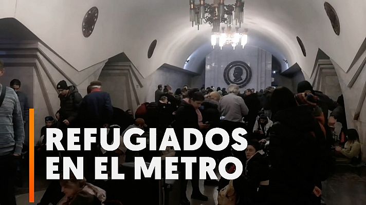 El metro de Járkov, un refugio para los civiles