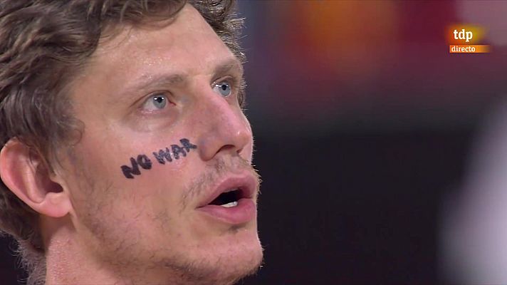 Baloncesto en RTVE - Emotivos prolegómenos del España-Ucrania: "No a la guerra"