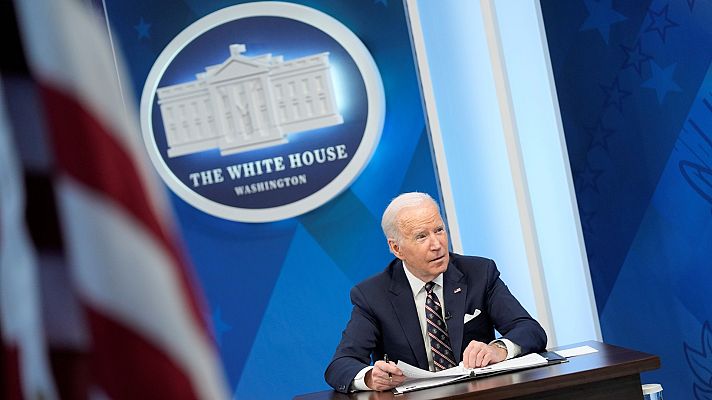 Telediario 2 - Biden aprueba sanciones de "largo impacto" contra Rusia: "Putin eligió la guerra y sufrirán las consecuencias"