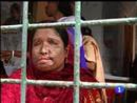  - Mujeres atacadas con ácido