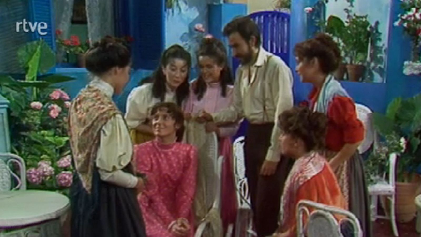 Arxiu TVE Catalunya - Santiago Rusiñol - El pati blau (2)