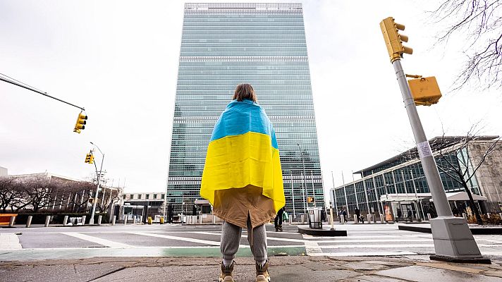 Telediario 2 - La otra cara de la guerra se libra en internet: desinformación para desmoralizar a los ciudadanos