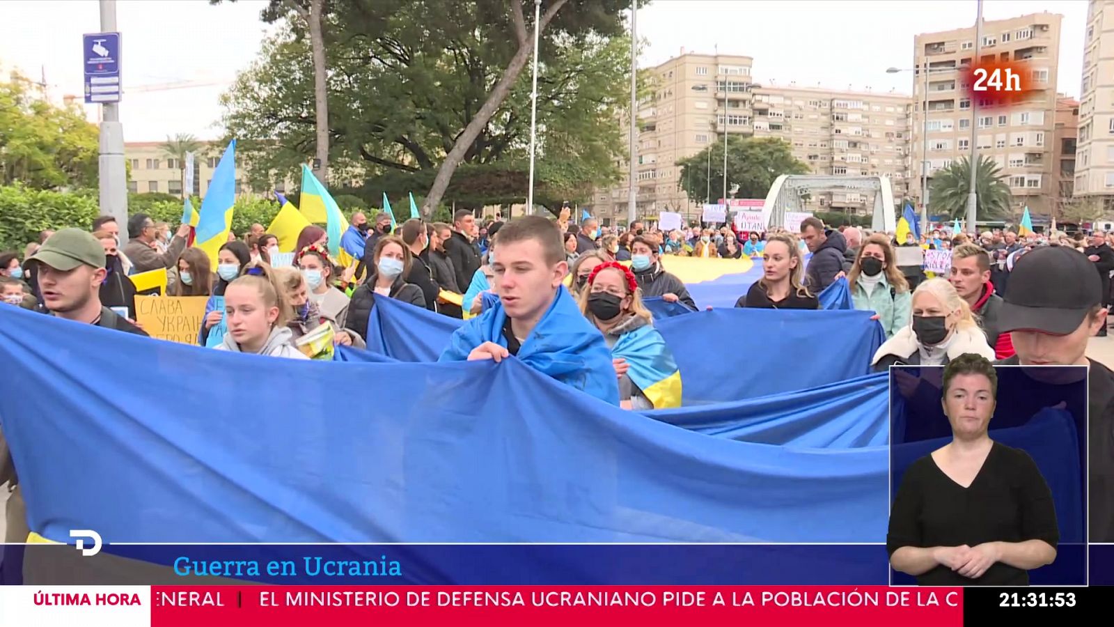 Un millar de personas protesta en Madrid contra la guerra 