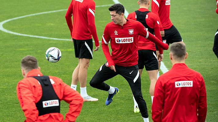 Telediario Fin de Semana - Polonia rechaza jugar contra Rusia la repesca del Mundial