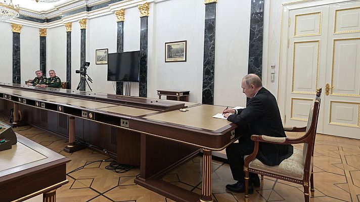 Telediario Fin de Semana - Putin responde a Occidente poniendo en alerta a su fuerza nuclear