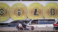 Moscú puede buscar una alternativa a las sanciones económicas en la criptomoneda: "Es una vía de escape para los oligarcas"