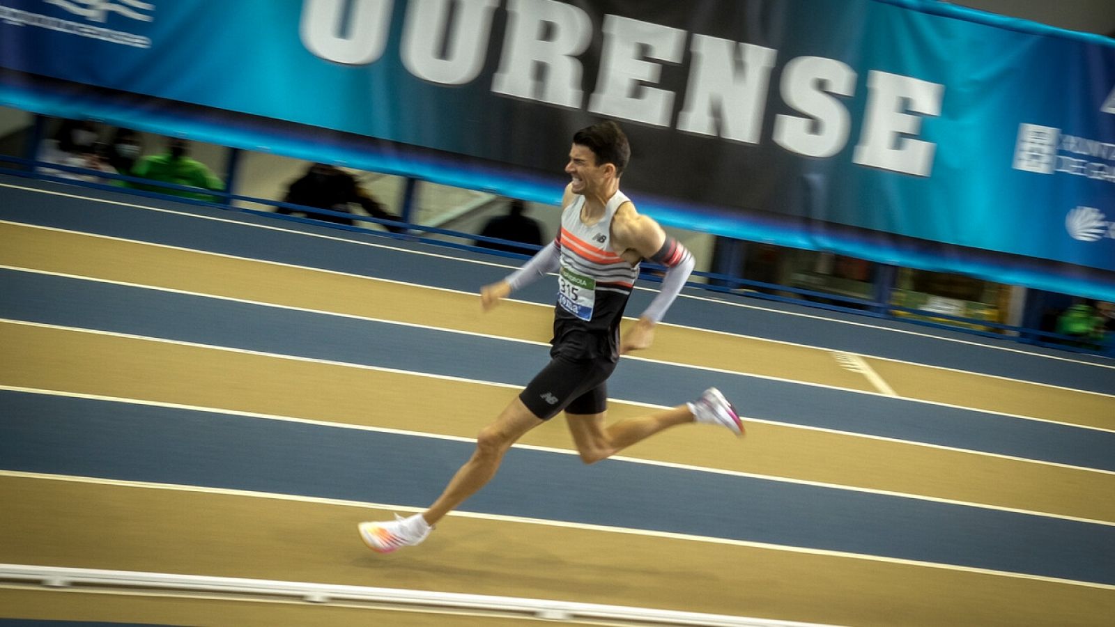 Mechaal, de Ourense a Belgrado con parada en Madrid | Ver