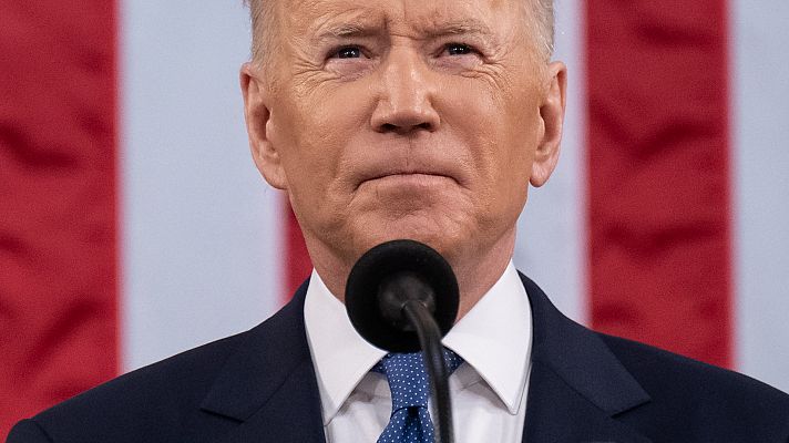 Telediario 1 - Biden asegura que a Putin "le va a salir muy cara la guerra"