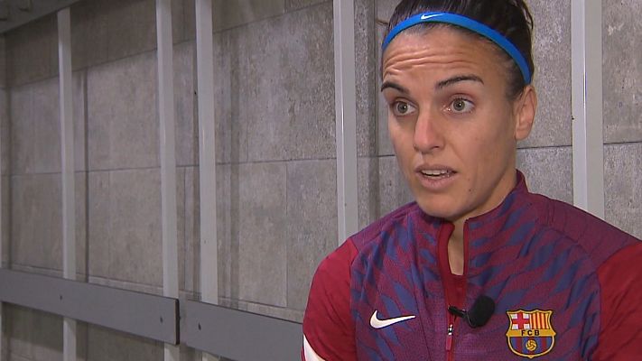 Fútbol - Melanie Serrano, bandera del Barça