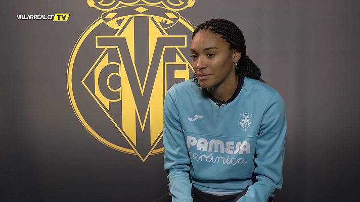 Fútbol - Reportaje Salma Paralluelo