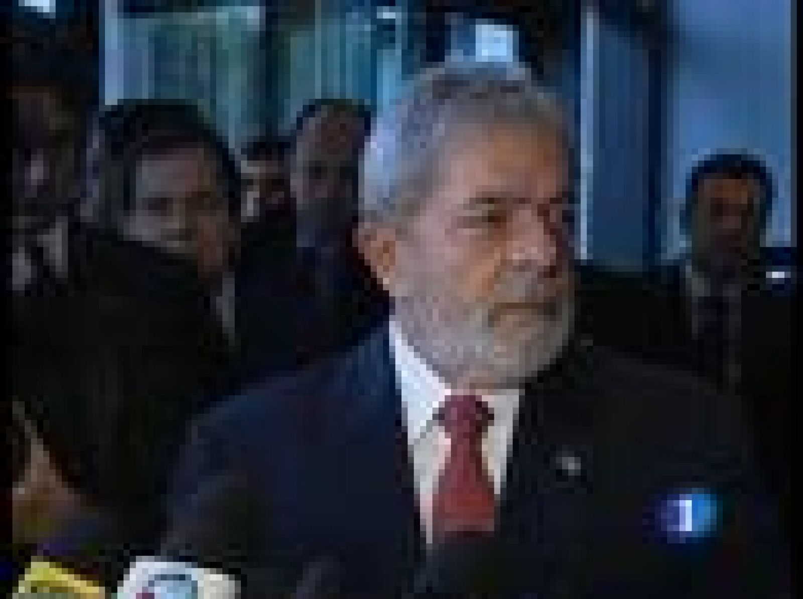 Concluye la décimonovena Cumbre Iberoamericana sin un acuerdo en torno a la situación en Honduras | Ver