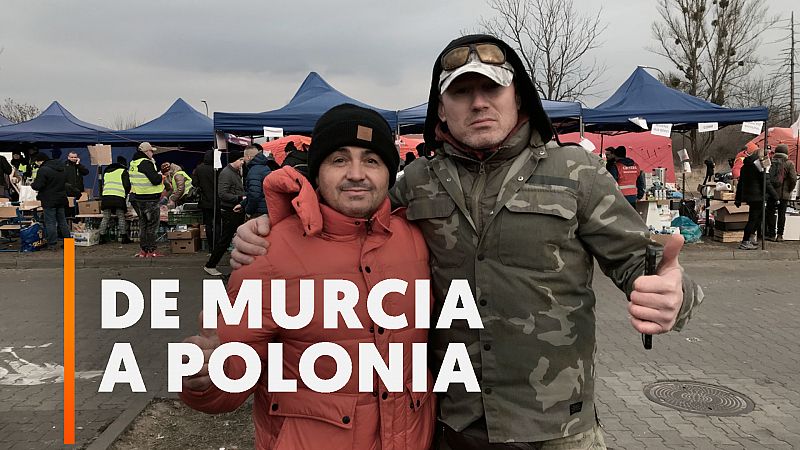 Dos ucranianos que viven en Murcia realizan 36 horas en furgoneta para ayudar en la frontera a los refugiados