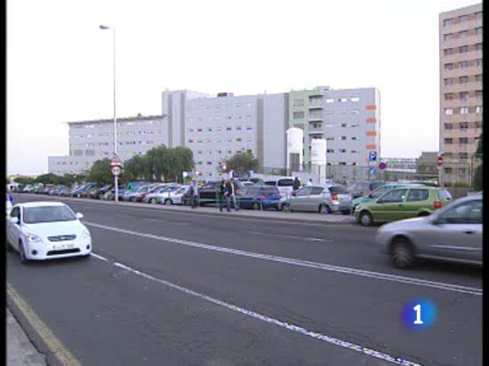 Hoy han enterrado a la niña de tres años que falleció en Tenerife por las lesiones que se produjo al caer de un columpio | Ver