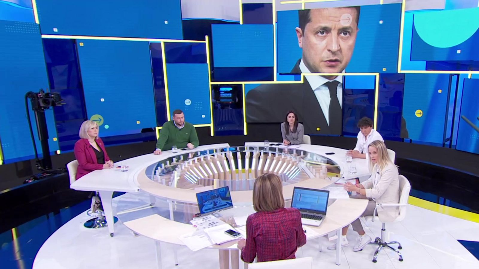 La hora de La 1 - La hora de la actualidad - 03/03/22 - ver ahora