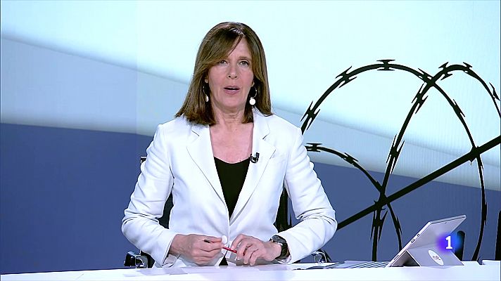 Telediario 1 - Un día después del salto masivo a la valla de Melilla otros 1.200 migrantes han intentado cruzar la frontera