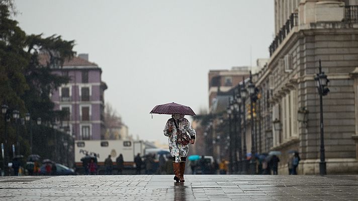 Lluvia fuerte en la región valenciana y nieve en sistemas montañosos