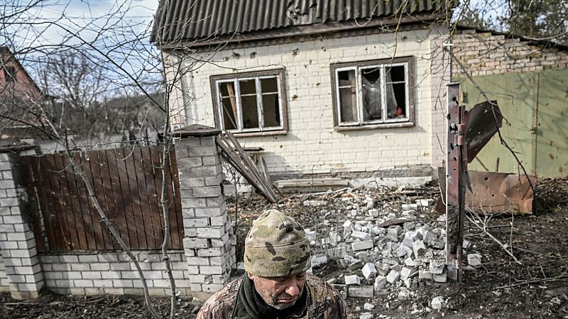 Búnkeres en Kiev con 100 personas para refugiarse de las bombas: "Somos como una familia"