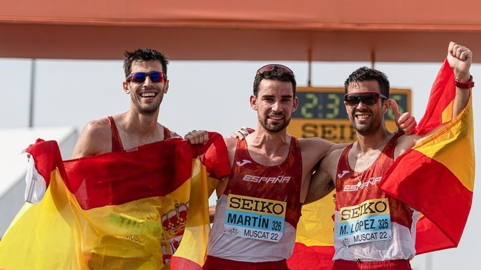 España, campeona del mundo de 35km marcha por equipos en categoría masculina