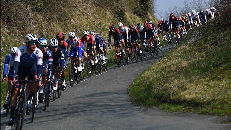 Ciclismo - París - Niza. 1ª etapa: Mantes-la-Ville - Mantes-la-Ville - ver ahora