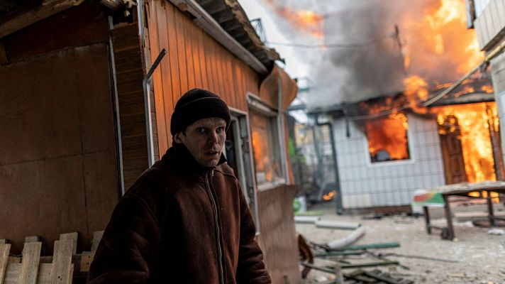 Telediario Fin de Semana - Telediario 2 en 4' - 06/03/22