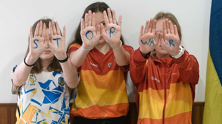 Telediario Fin de Semana - ¿Cómo explicar a los niños la guerra en Ucrania?