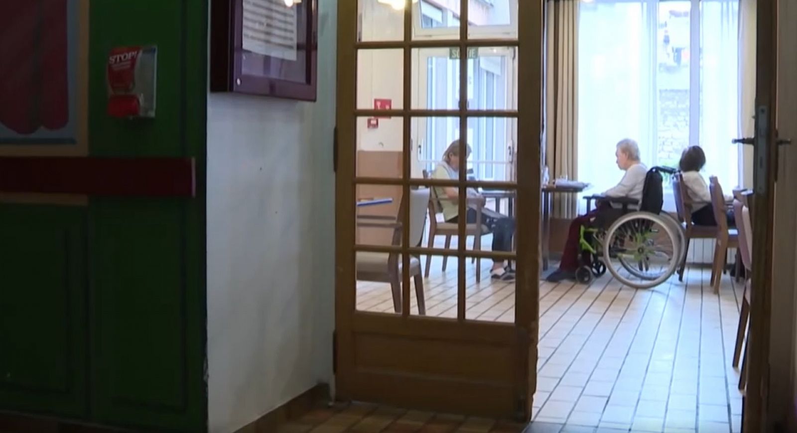 Polémica en Francia por los casos de abuso en las residencias de mayores