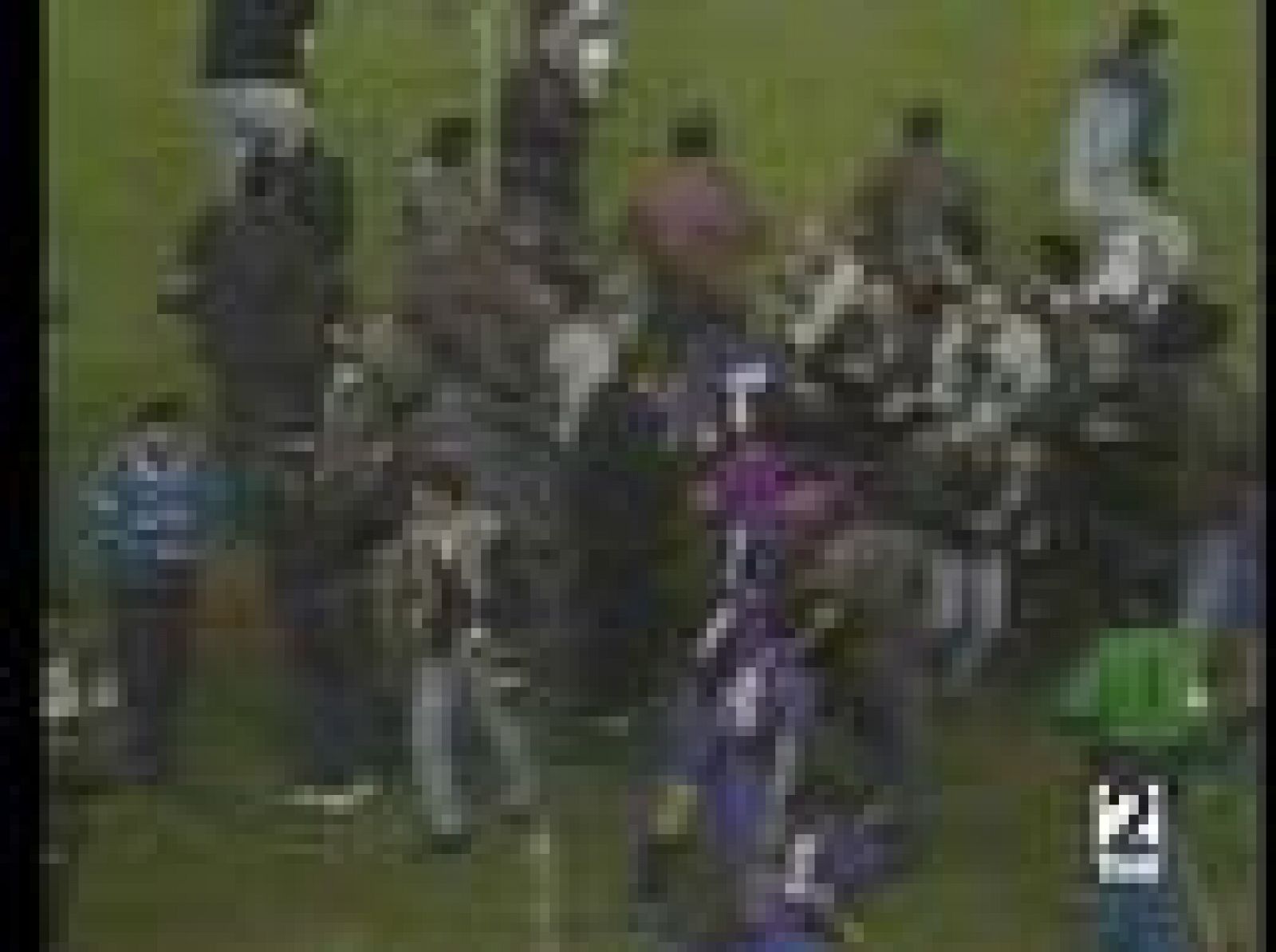 Club de Fútbol recupera el passillo que el Barça le hizo al Real Madrid en el Camp Nou en la temporada 1987-88. Por aquel entonces, Schuster vestía de azulgrana.