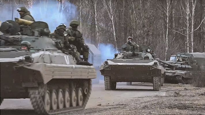 Un día con las tropas que defienden la primera línea de frente en el este de Ucrania