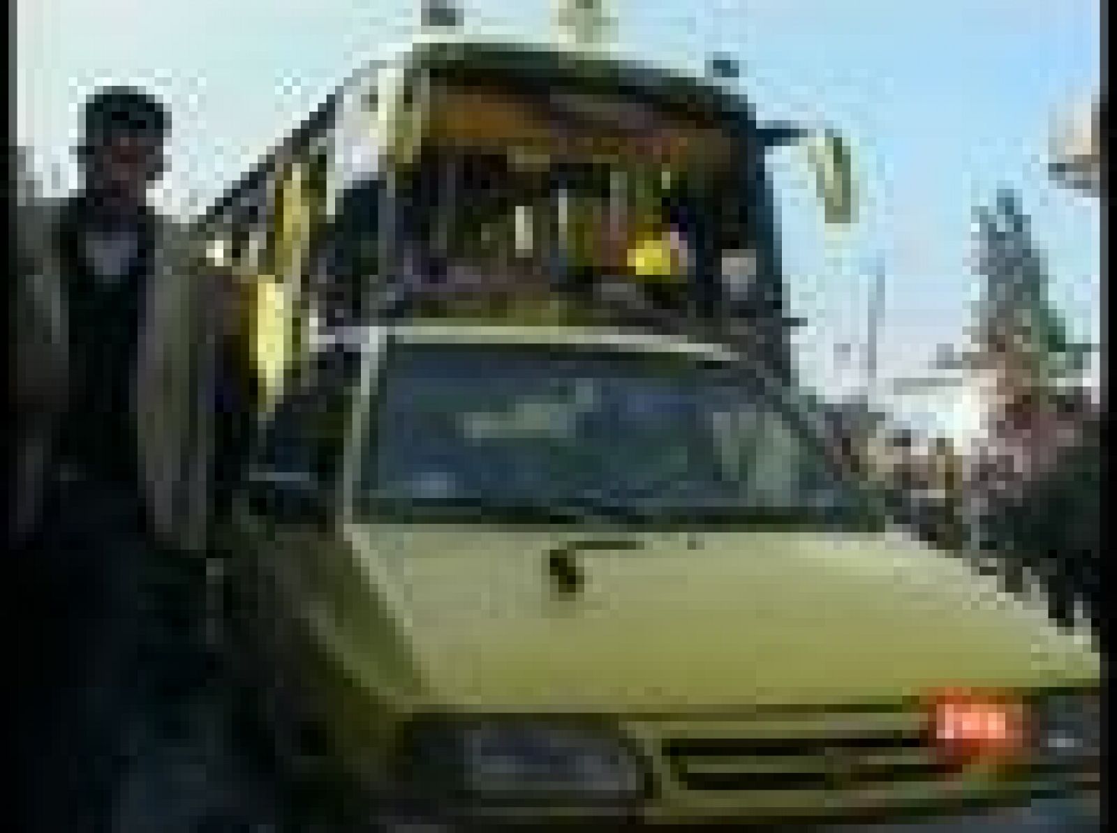 Al menos tres personas han muerto en la explosión de un autobús en Damasco, aunque no ha sido un atentado terrorista, según el gobierno.