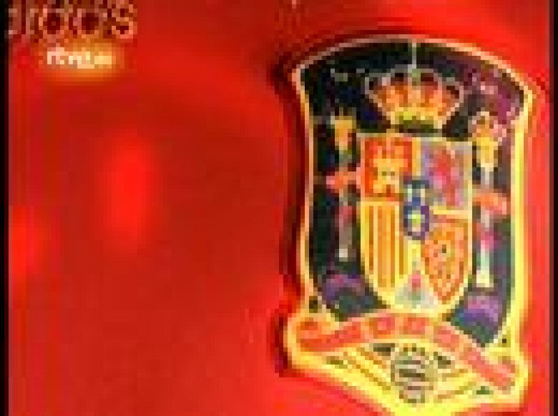Los jugadores de la Selección española de fútbol envían un regalo a Verdasco para que el espíritu de 'La Roja' le ayude a ganar la Copa  al equipo español en el último spot de Adidas.