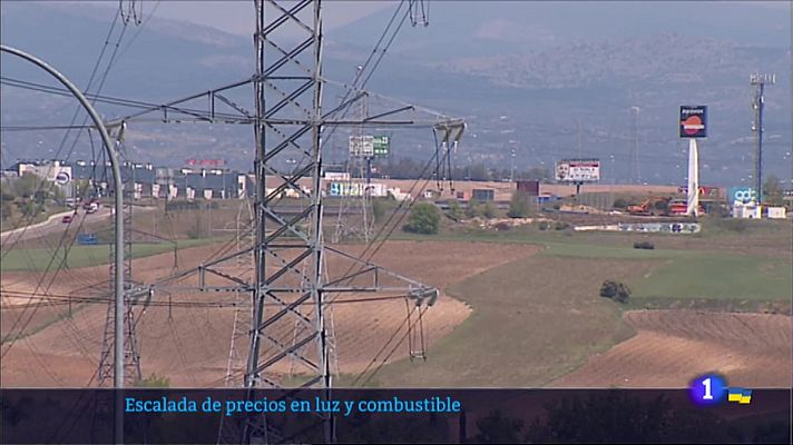 Escalada de precios en luz y combustible