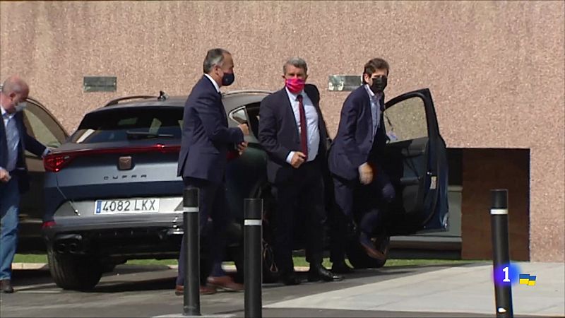 Laporta negocia un acuerdo privado del Barça con CVC