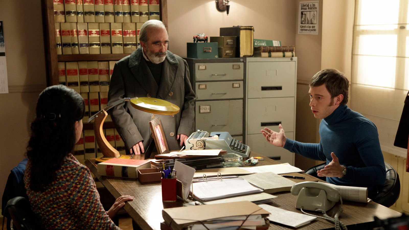 Cuéntame cómo pasó - T11 - Episodio 15: El lobby, la loba y el lobanillo - Ver ahora