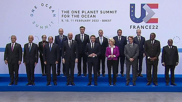 Telediario 1 - Los puestos de poder, desiertos de mujeres