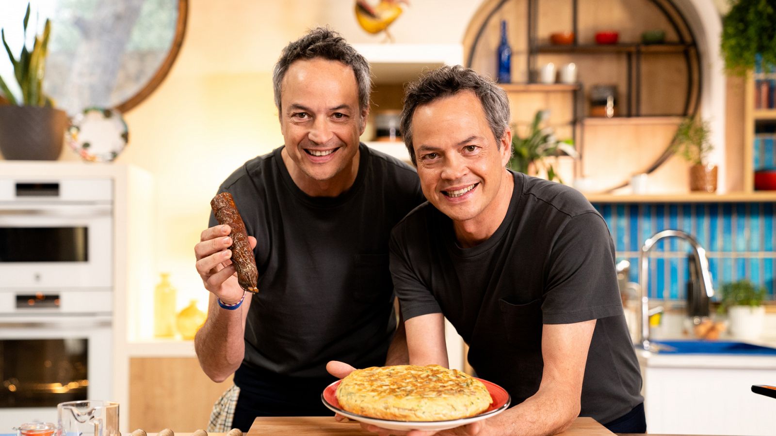 Menudos Torres - Día mundial de la tortilla de patatas