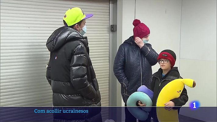 L'Informatiu - Com acollir a les persones que arriben a Catalunya fugint de la guerra?