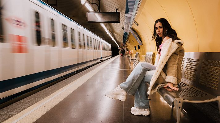 Telediario 1 - ¿Fin de la mascarilla en interiores? Hay expertos que aún lo ven precipitado