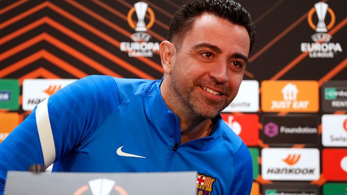 Xavi Hernández apoya a sus "amigos" Messi y Neymar en el Real Madrid-PSG