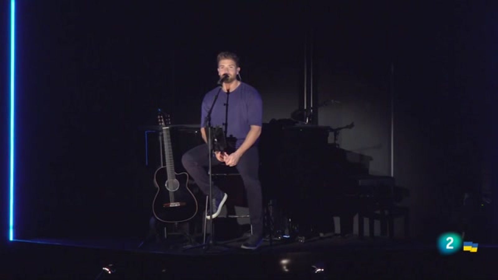 Punts de vista - El Pablo Alborán més proper enlluerna Barcelona - Veure ara