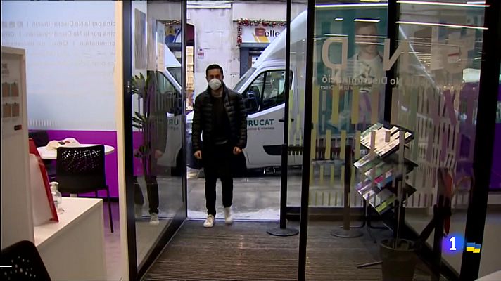 L'Informatiu - Les denúncies per LGTBI-fòbia a Barcelona es doblen en 4 anys