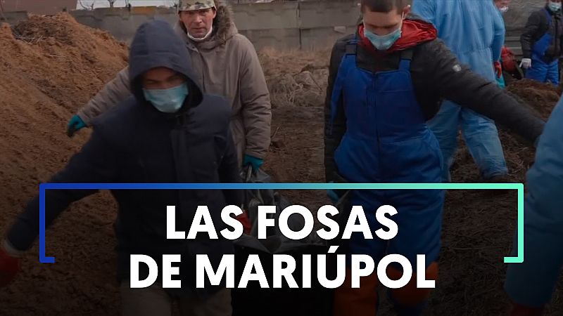 Mariúpol entierra a sus muertos en fosas comunes