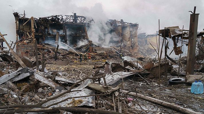 Guerra de Ucrania: Rusia ataca el oeste y bombardea Dnipro