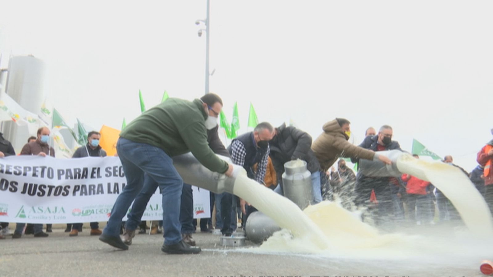 Sectores de la ganadería y el lácteo contra la crisis - Ver ahora