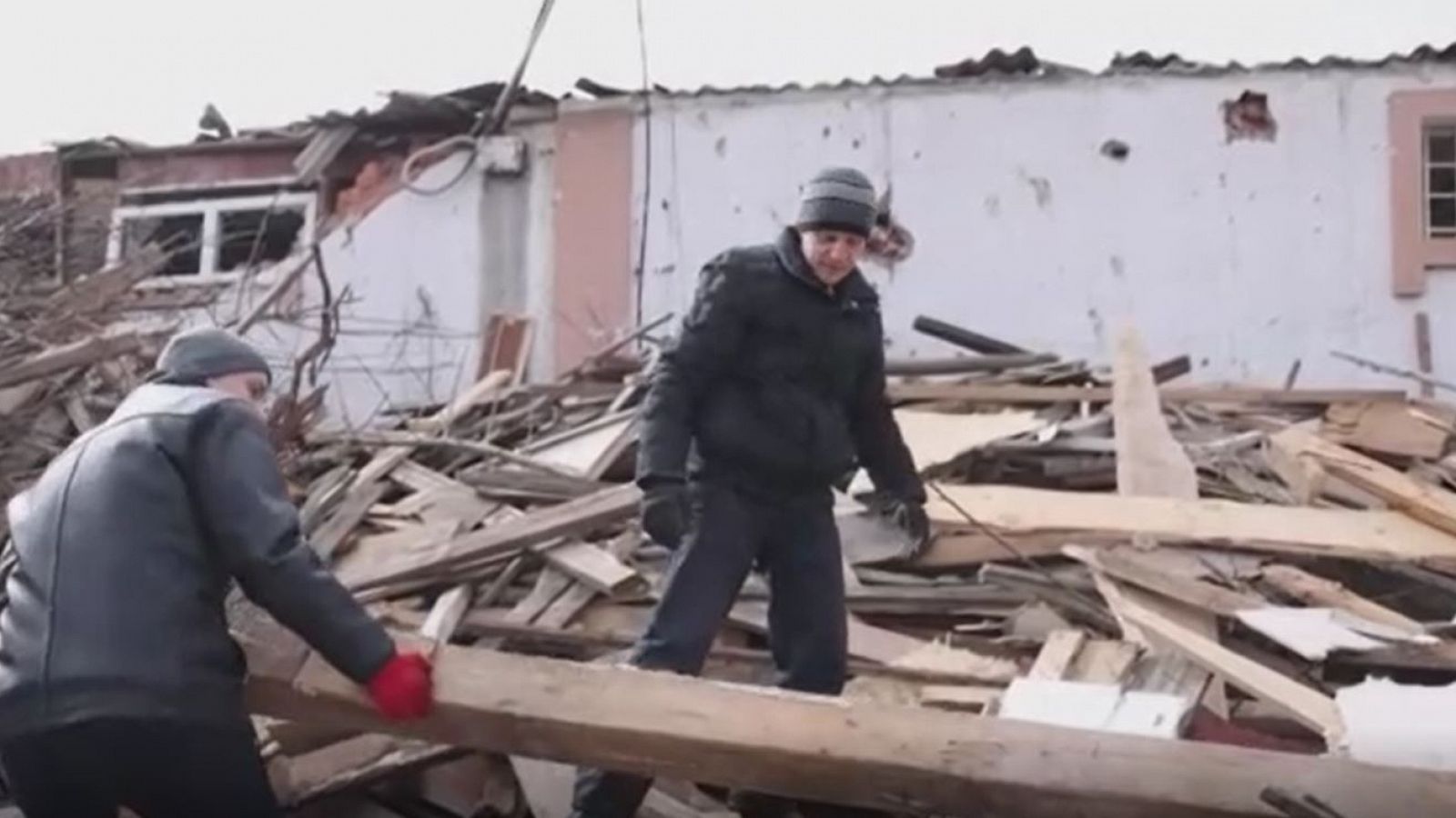 Telediario Fin de Semana: Zhitomer, una ciudad arrasada por las bombas | RTVE Play