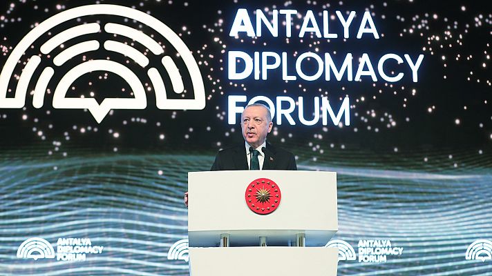 Turquía se erige como mediador entre Ucrania y Rusia