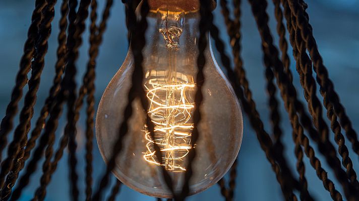 Telediario Fin de Semana - El Gobierno reformará el sistema de fijación de precios de la luz