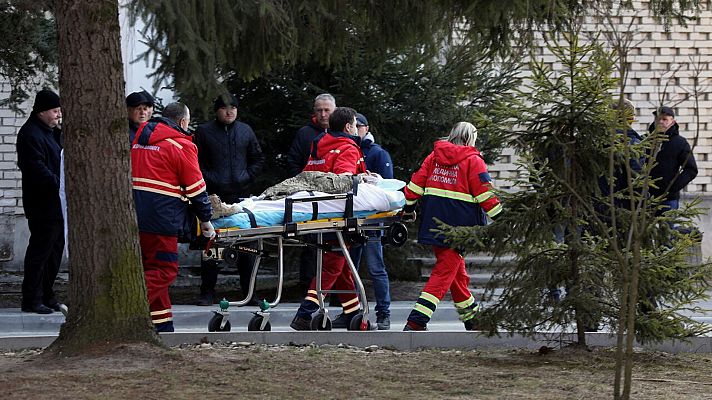 Telediario Fin de Semana - Rusia bombardea una base a 25km de Polonia