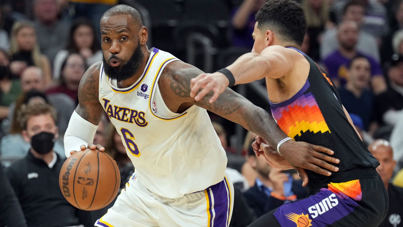 LeBron James, primer jugador en alcanzar 30.000 puntos, 10.000 asistencias y 10.000 rebotes