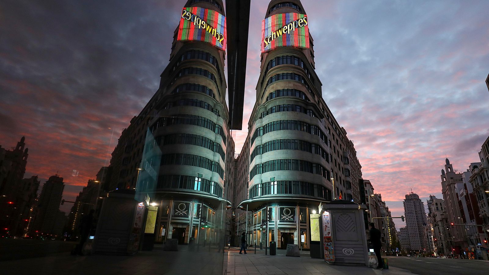 Dos años desde que el virus nos confinó en nuestros hogares | Ver